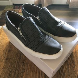 Report Slip On Shoes